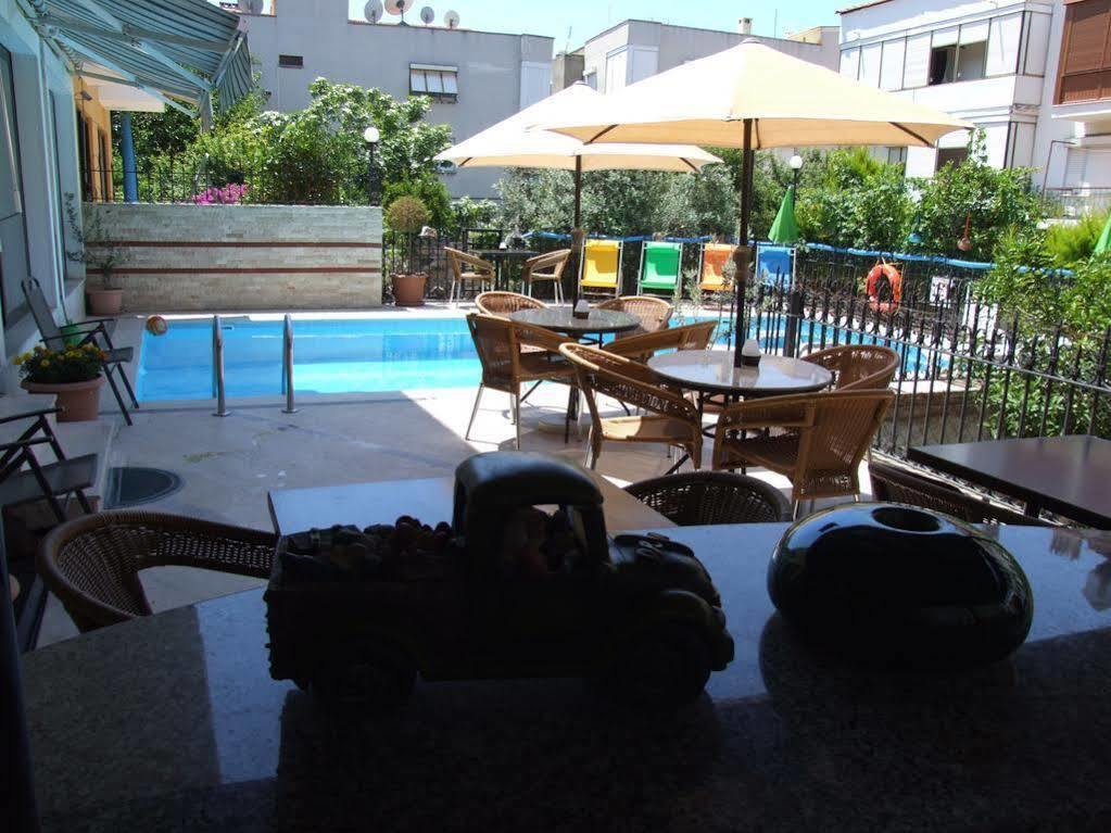 Amphora Hotel Foca Exterior photo